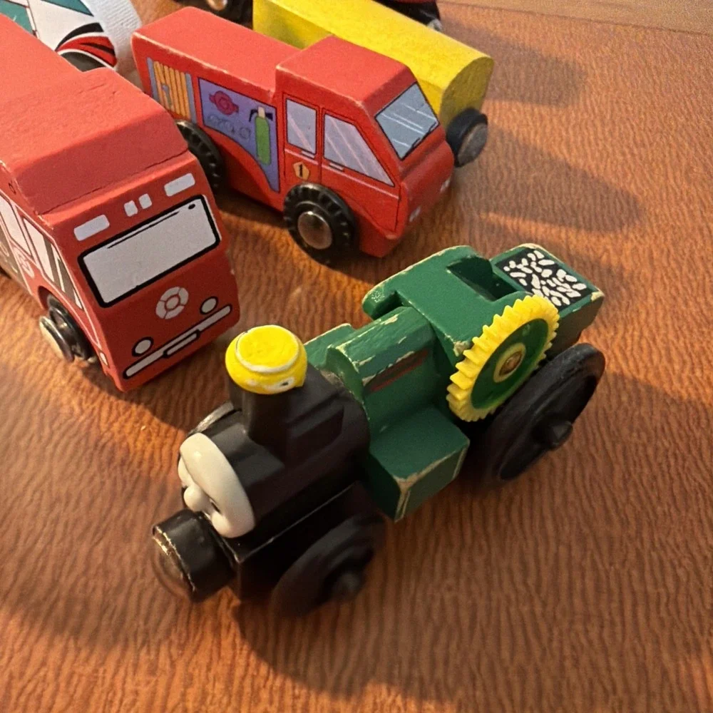 Wooden‎ Trains Lot: Trevor Plus 7 Unbranded Vehicles
